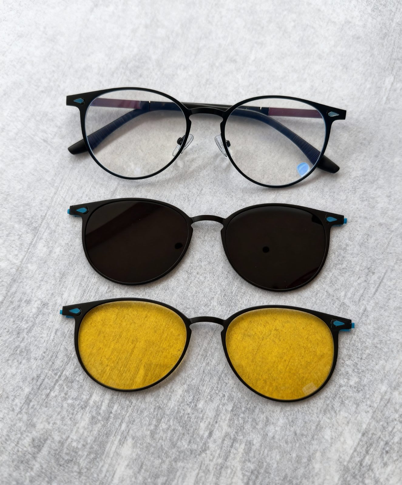 Black Metal Round Frame with Clip-On Set view 2