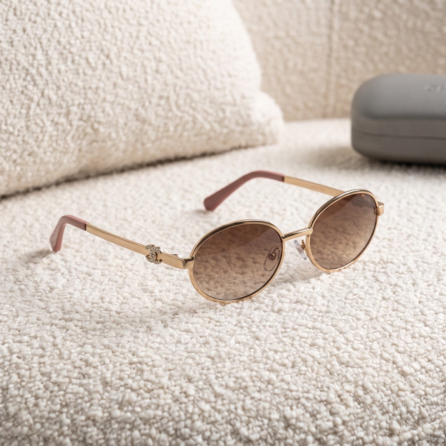 CHANEL Oval Metal Frame view 1